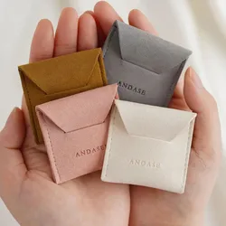 50pcs Custom Logo Printed Small Envelope Flap Microfiber Gift Bag Jewelry Pouch Suede Packaging Organizer Bags for Ring Necklace