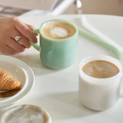 Retro white jade milk large-capacity glass drinking cup large-capacity heat-resistant colored glass high-color value coffee cup