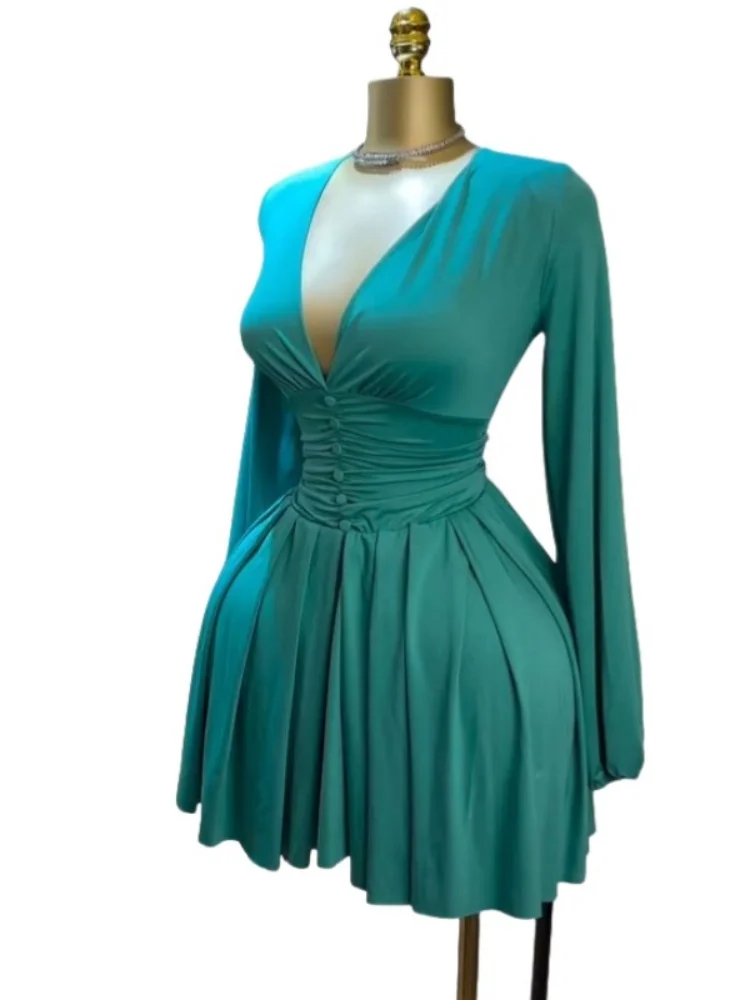 Wmstar ドレス女性卸売ソリッド女性のプリーツディープ V ネック長袖ドレスと新しいスタイルのスカート女性服