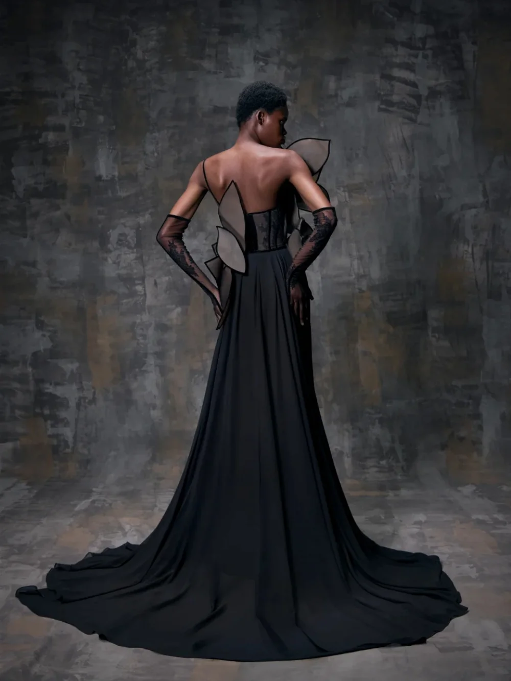 Handmade 3D Floral Evening Dress Luxury Black Beaded Lace Wedding Party Gowns Customized Fashion Illusion Banquet Gowns