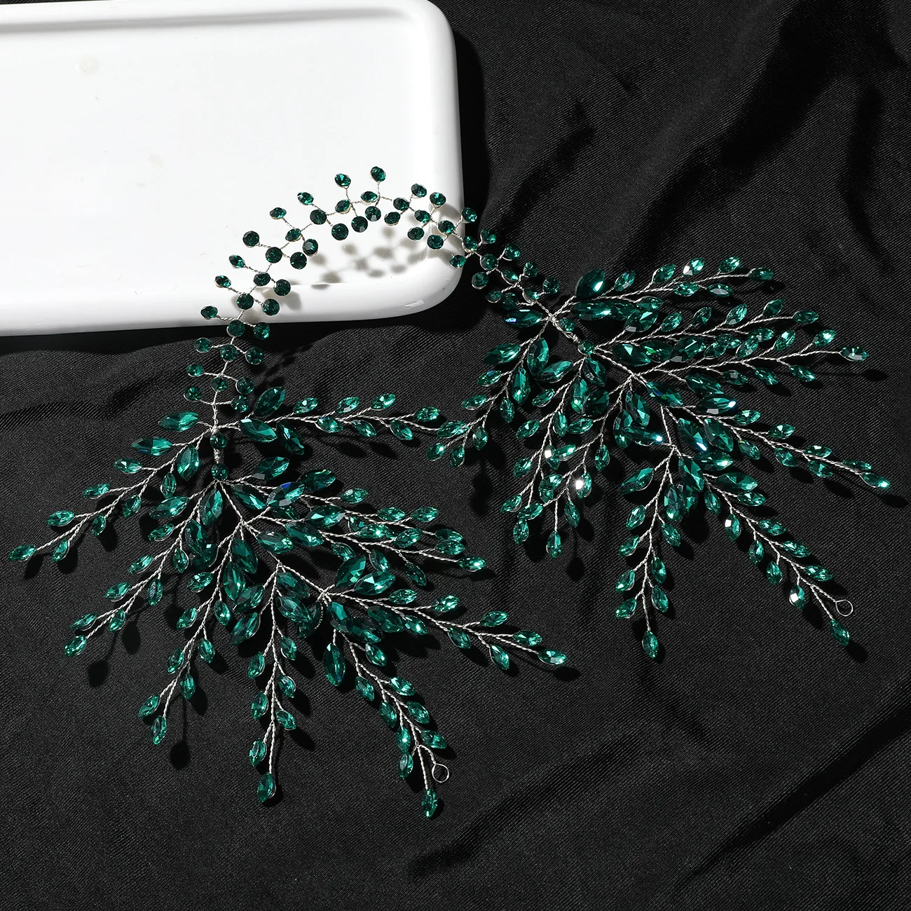 SLBRIDAL Handgefertigtes, trendiges Braut-Stirnband mit Kristallen, Strass und Perlen, Hochzeits-Haarschmuck für Frauen, Brautjungfern-Kopfschmuck, Schmuck. – Detail 6