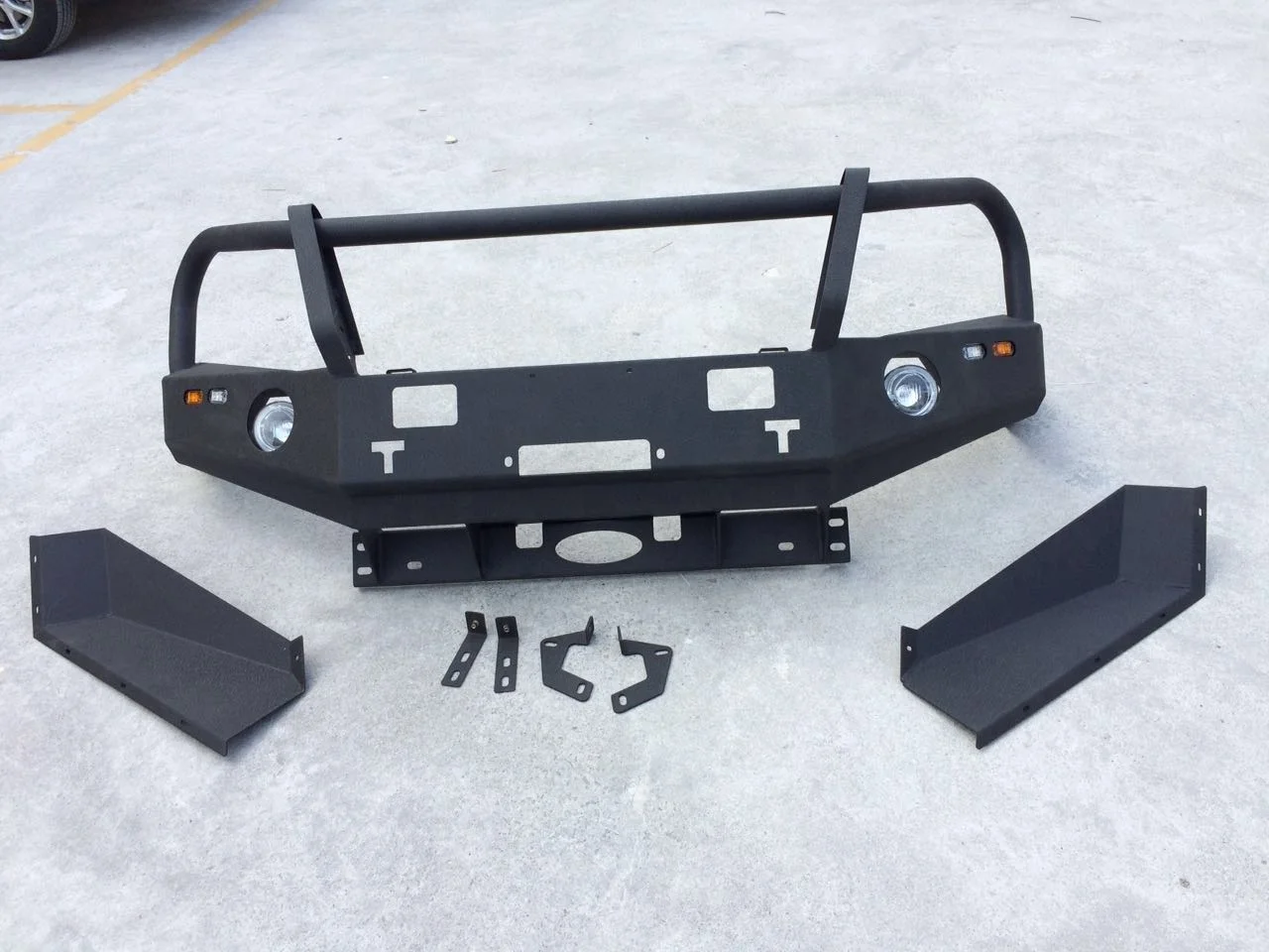 4x4 Pick Up Car Accessories Bull Bar Front Bumpers For Isuzu DMAX 2012+ Car Bumper