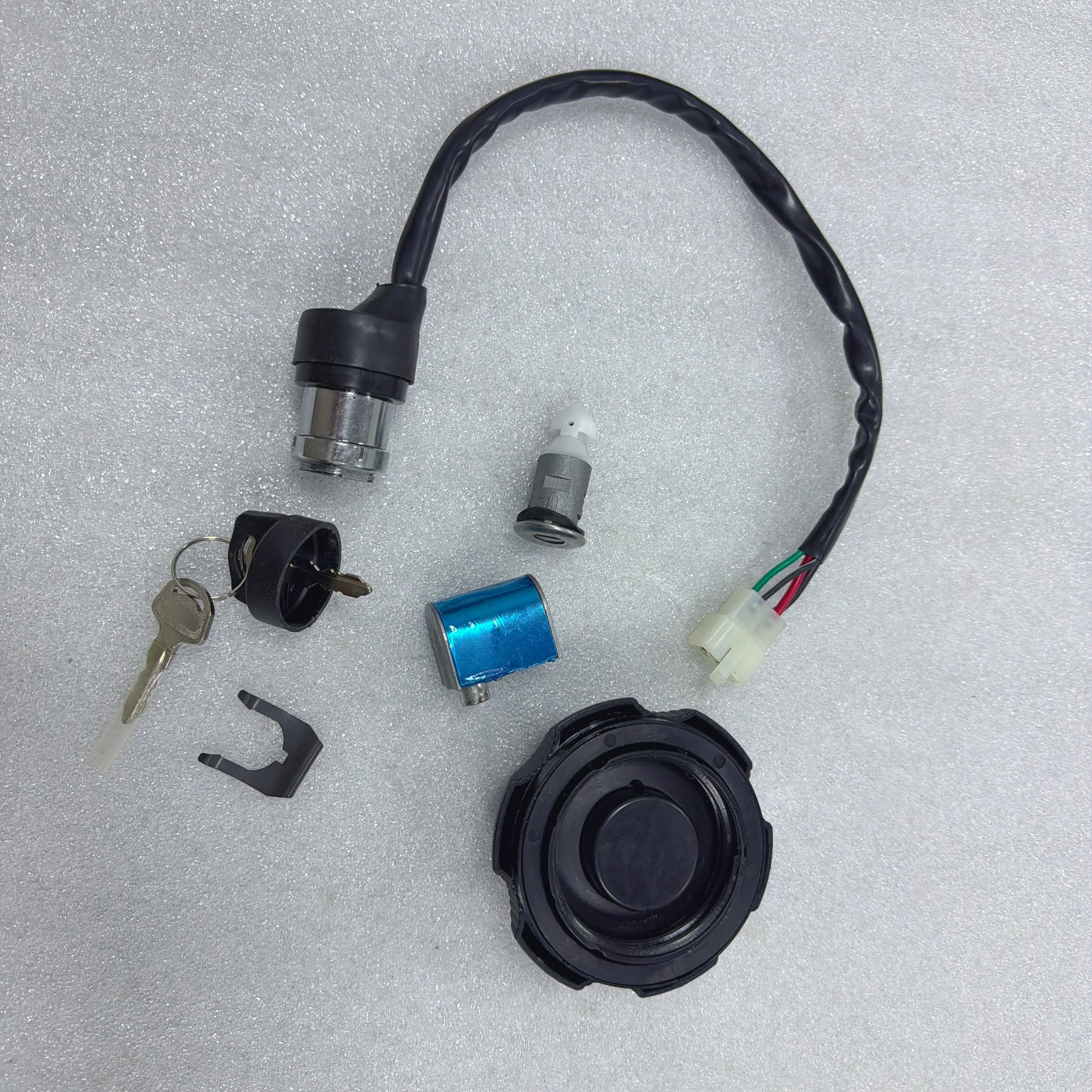 Fotografia 3: Kit de Travamento Chunfeng, Trava de Ignição, Trava de Direção, Trava de Assento, Tampa do Tanque de Combustível 9Dr8-010000 Cforce Cf500Au-8S