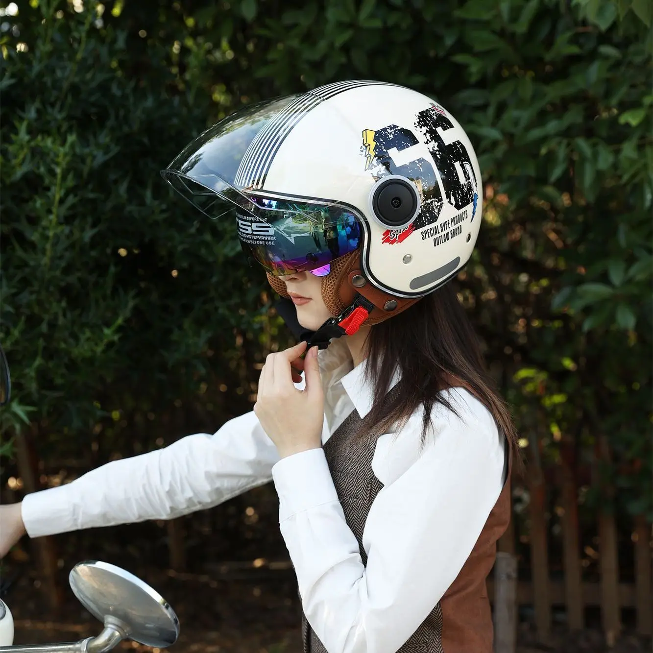 

DOT dual certification 3Ccertification racing motorcycle electric vehicle helmets in winter, three quarters helmets four seasons