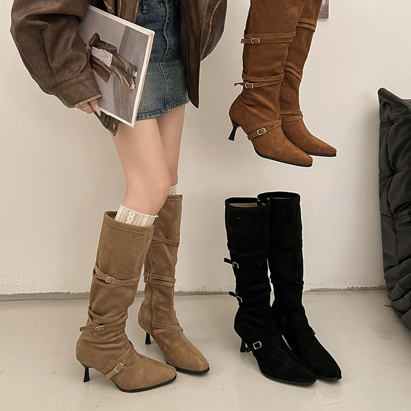 

Женские сапоги на высоком каблуке с острым носком, без шнуровки до колена из флока, обувь для девочек в стиле вестерн, европейские и американские длинные осенне-зимние сапоги