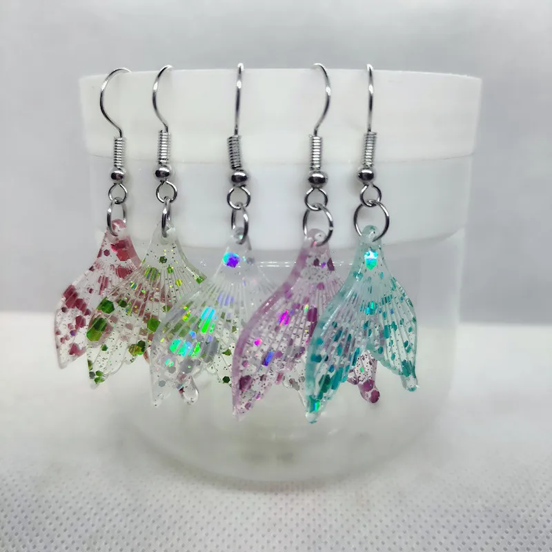 Yungqi Cartoon Resin Mermaid Tail Dangle Earrings For Kid Girl Animal Fish Tail Drop Earring Party Gift Jewelry Hook brincos