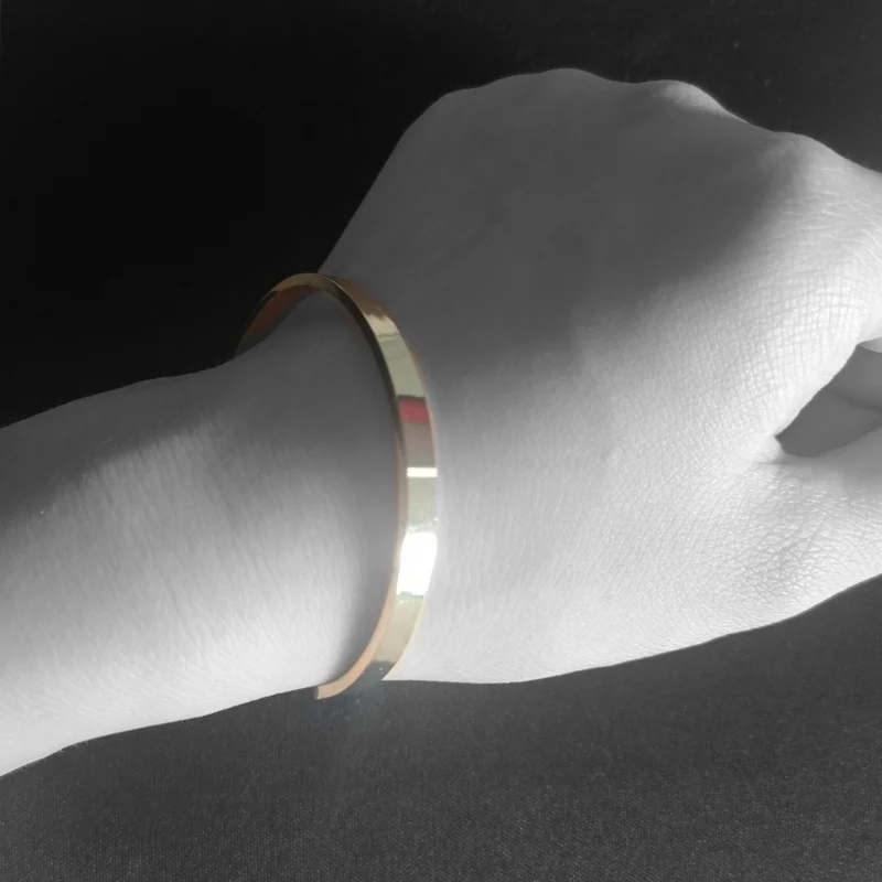 HAKUNA  MATATA Engraved Bangle Metal Proverb Letters Bracelet Fashion Bar Charm Cuff Bracelets Lover Women Best Gift