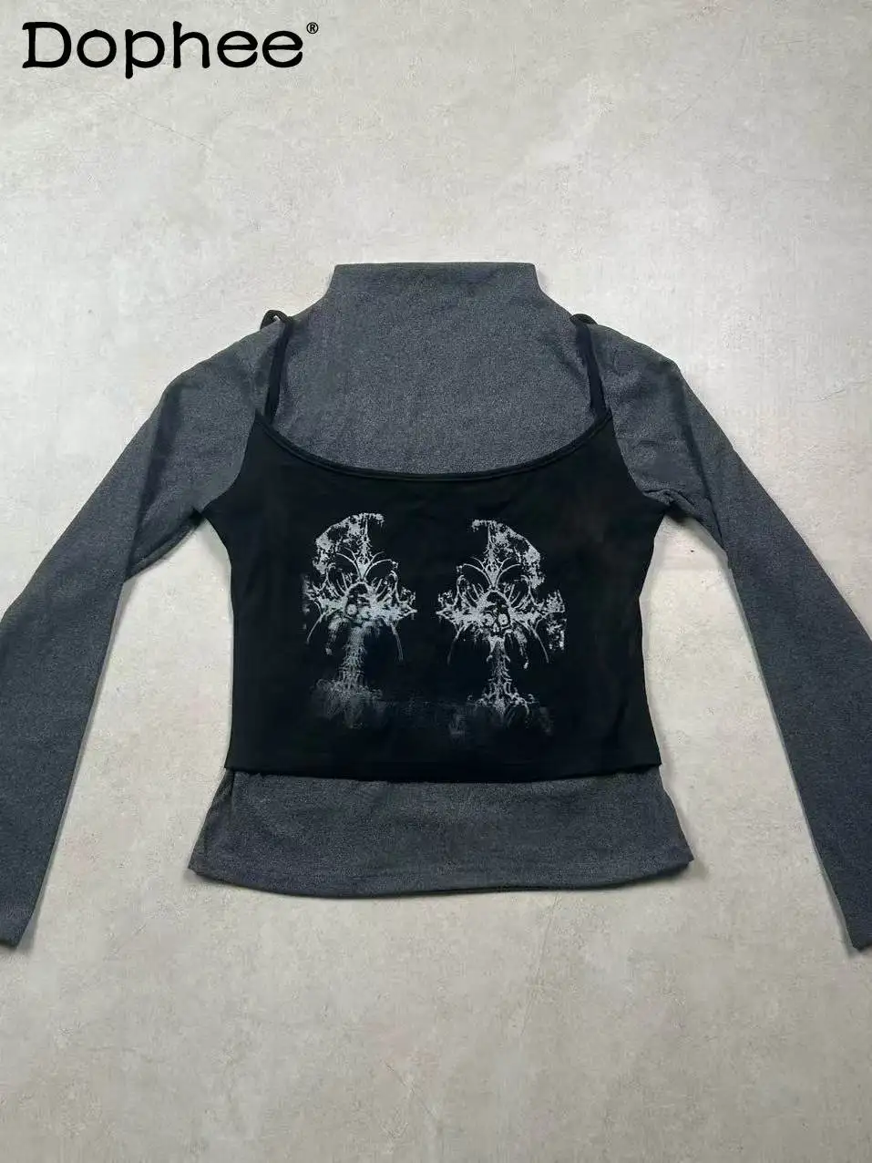 

Japanese Original Y2K Subculture Gothic Dark Lolita Long Sleeve Sweet Cool Girl Fake Two-Piece T-Shirt Top