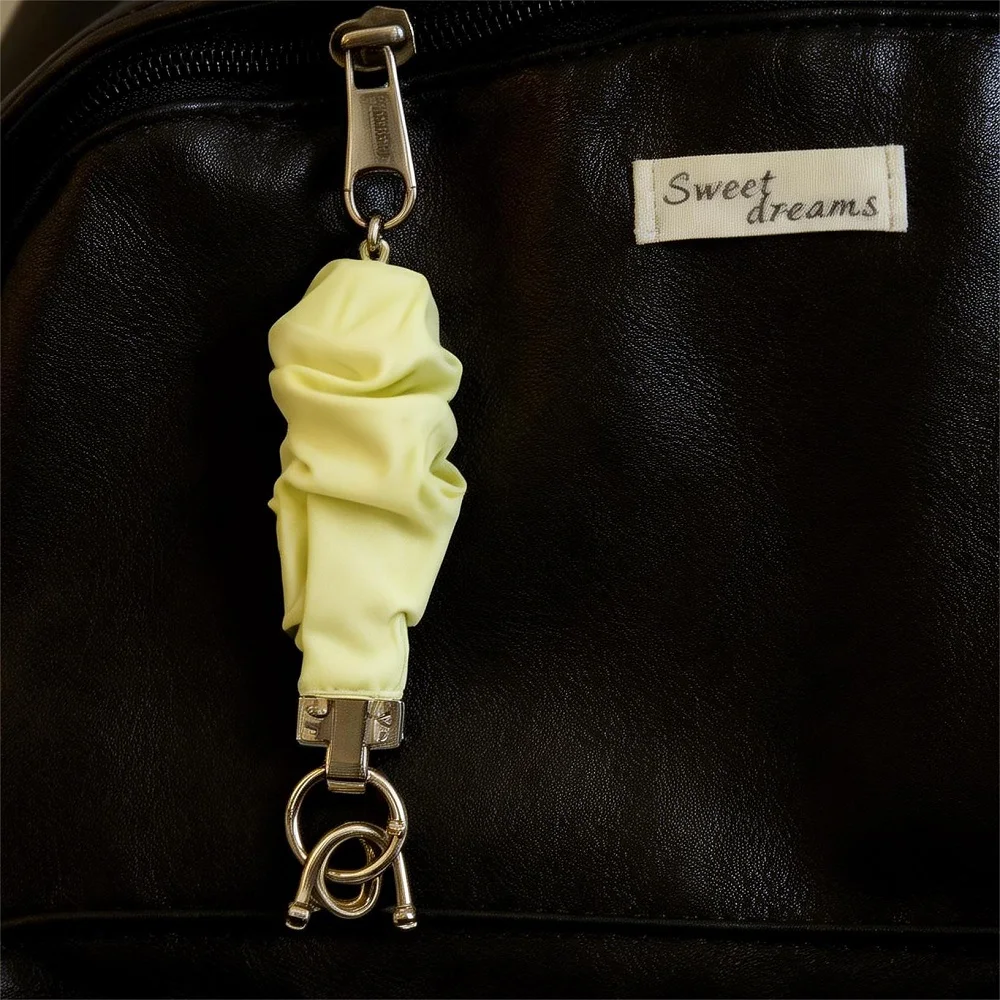 

Fashion New Large Girl Intestine Handstrap Keychain Multi Key Chain Ring Cute Fabric Elastic Hair Functional Keyring Gift