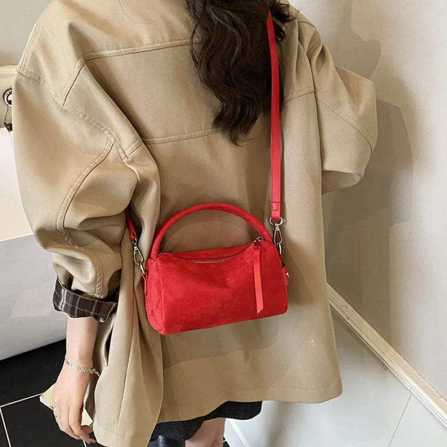 

Autumn new retro simple foreign gas casual daily handbag female collision color hundred with single shoulder crossbody bags