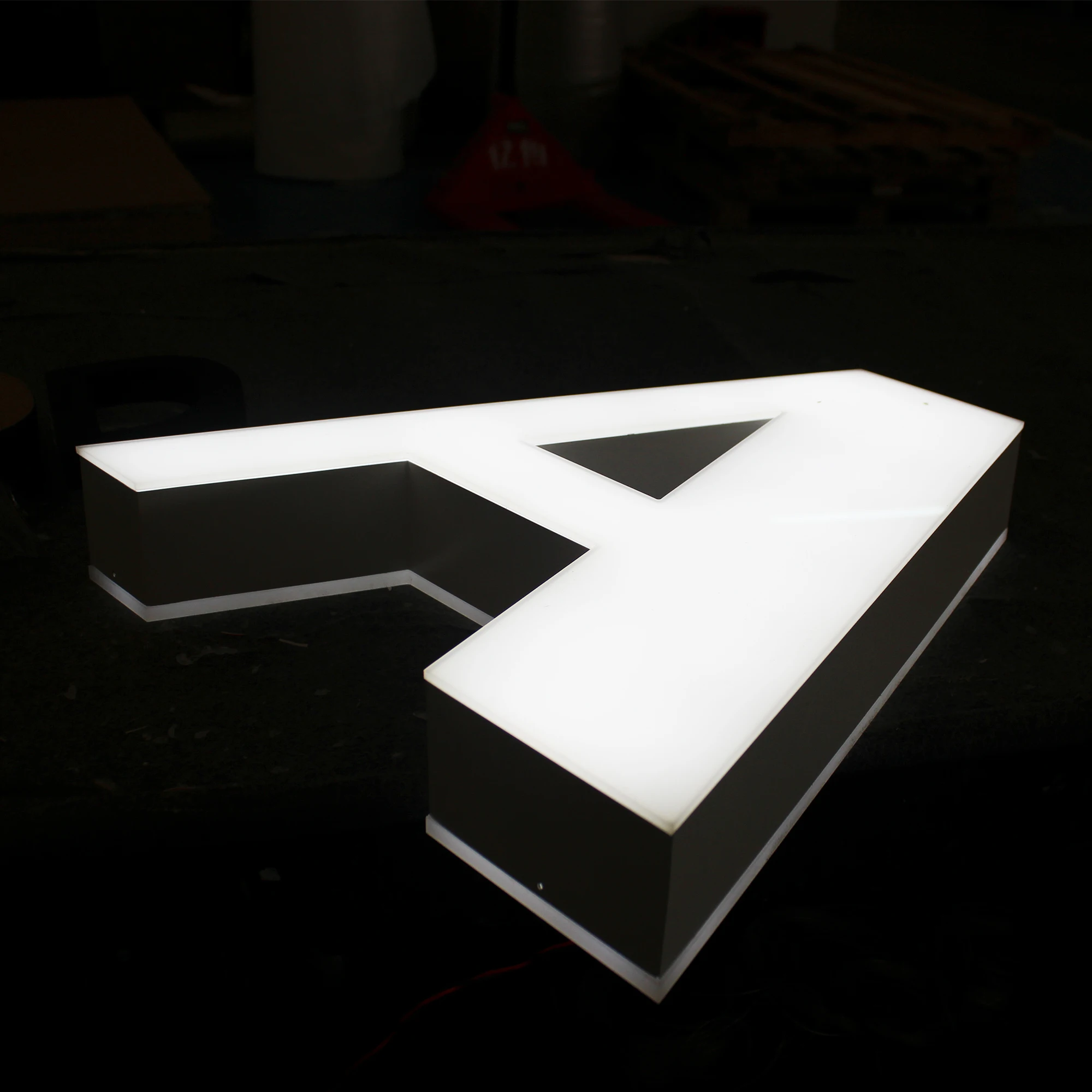 Customize Acrylic Illuminated 3D Character letters Front lit Back Lit Stainless Steel LED Channel Letters