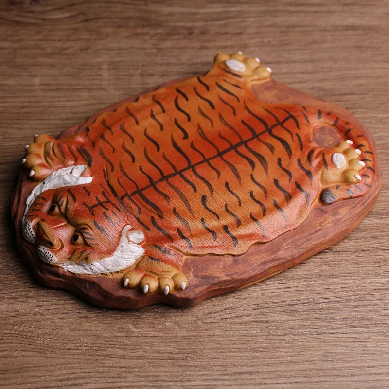 Boutique purple sand tea pet ornaments little tiger can raise Yong-hui Zhao dry bubble table pot cushion pot cover tea tray tea