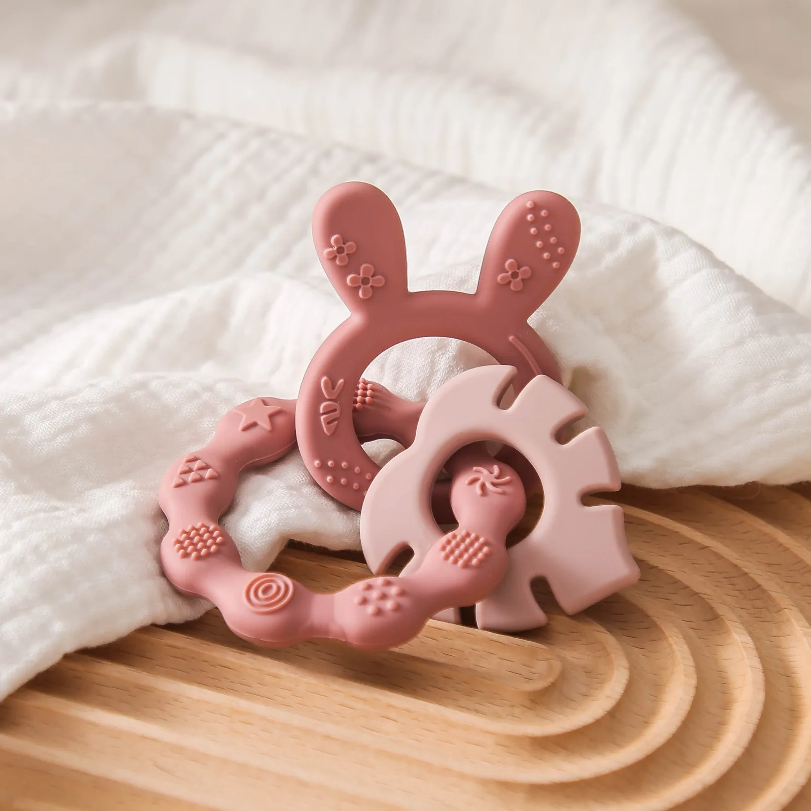 Crochet Sheep Baby Rattle Teether, Wooden Teething Ring, BPA-Free Montessori Baby Toy, Newborn Gift