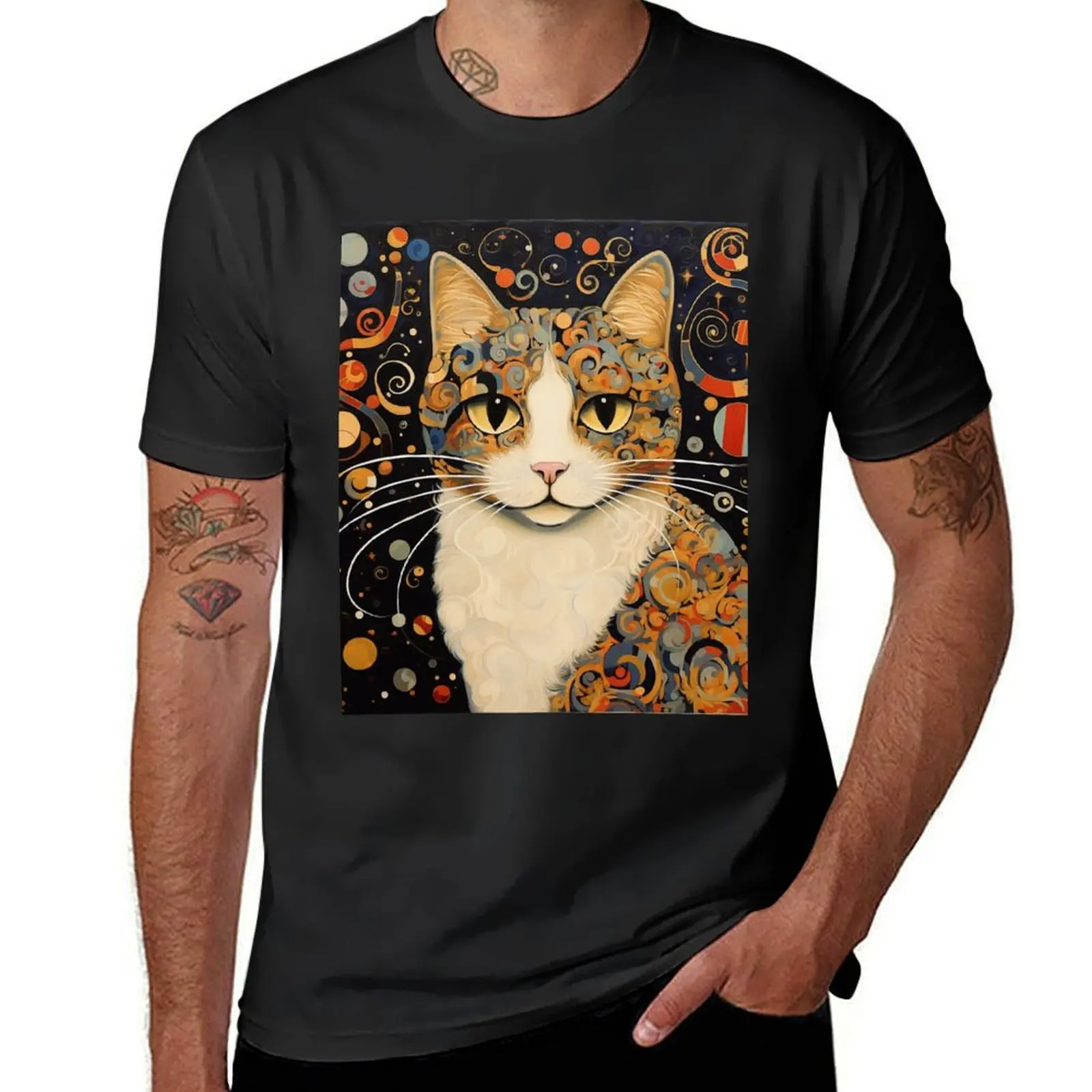 gustav klimt cat - Vintage Art Nouveau Style Painting Of A Cat Inspired By Gustav Klimt T-Shirt