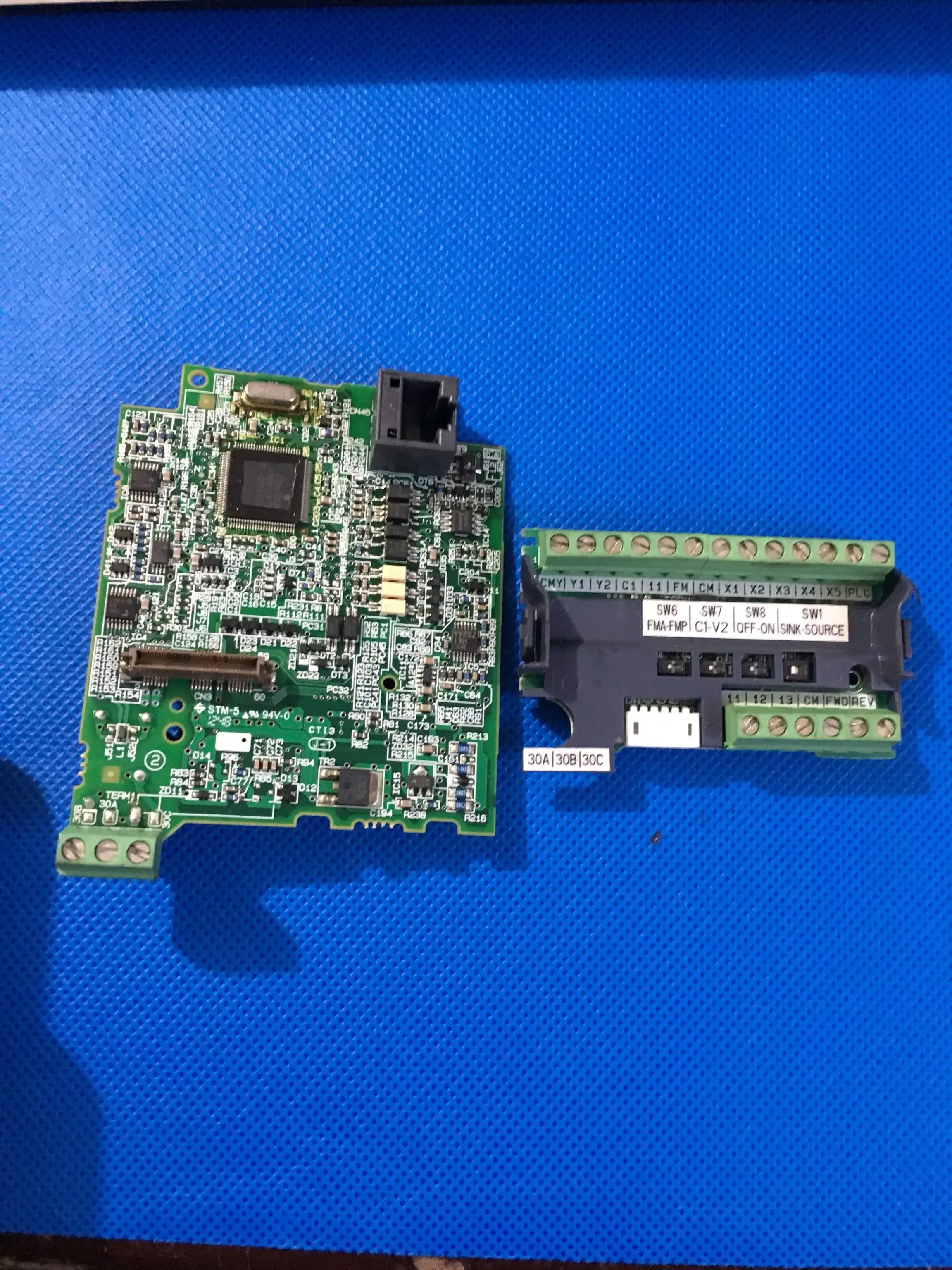 

SA537777-01 Fujifilm inverter E1S series control board, CPU board terminal motherboard, motherboard 5.5-7.5-11kw