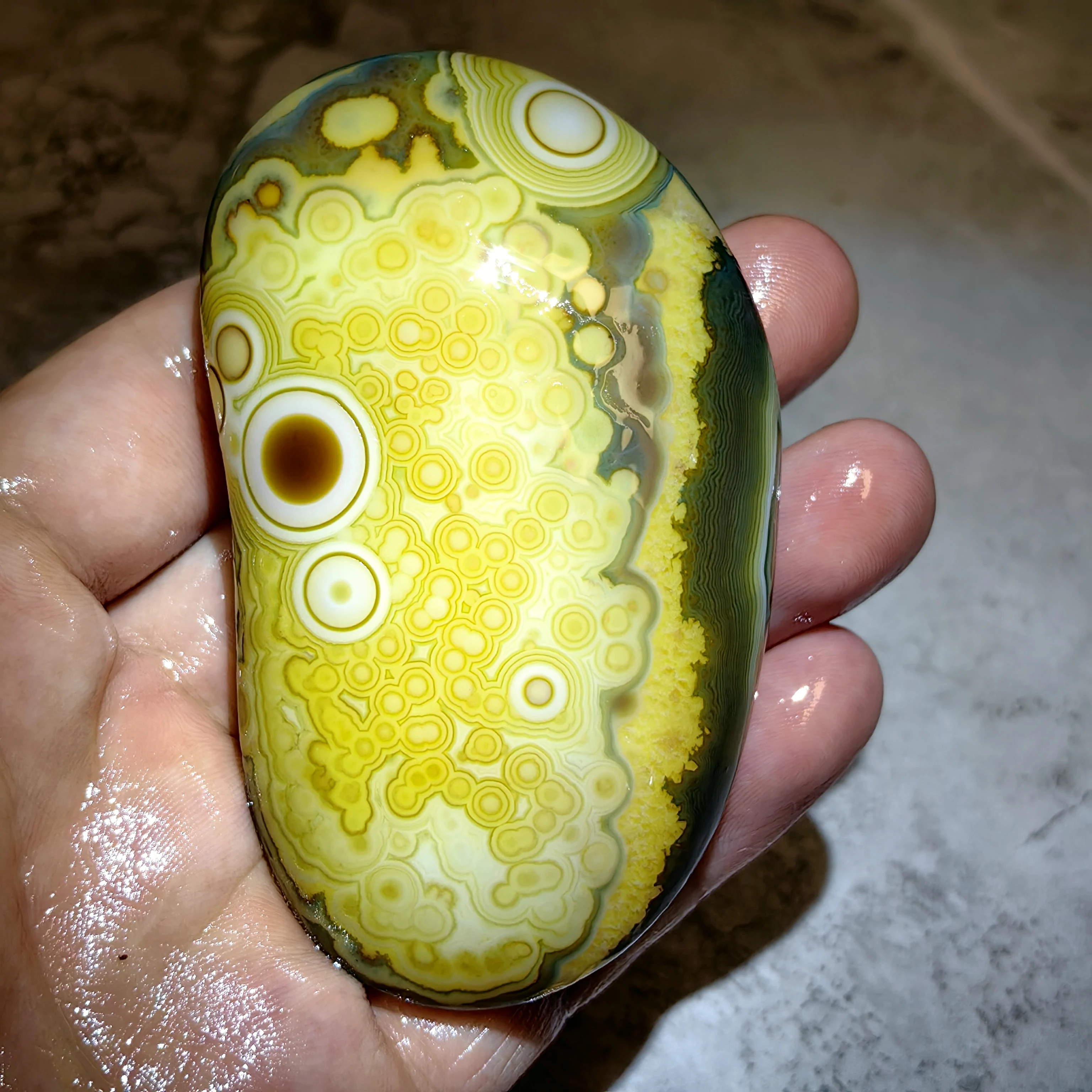 Natural Gobi Agate Fulled Eyes Palm Stone For  Good Luck Attract Wealth DIY Home/Desk Decor