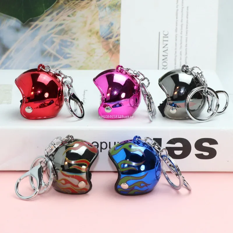 1Pcs Creativity Motorcycle Helmets Keychains Cute Safety Helmet Pendant Neutral Car Key Chain Hot Bags Keyring Jewelry Gifts