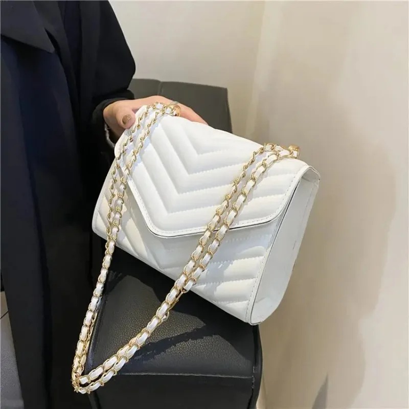 #25 Best Faux Fur Shoulder Bags to Buy In 2026
