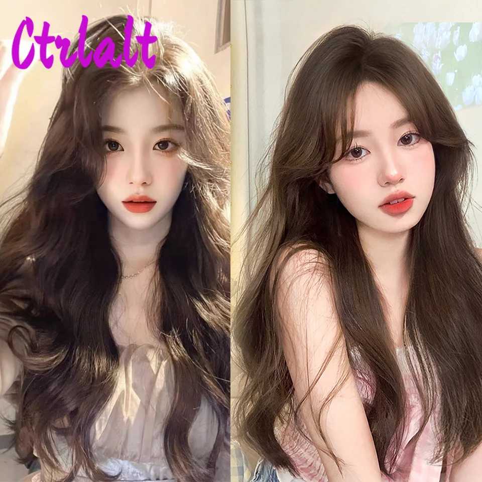 Wig sintetik gelombang panjang coklat, dengan poni krem Lolita rambut palsu untuk wanita pesta Natal Halloween serat tahan panas