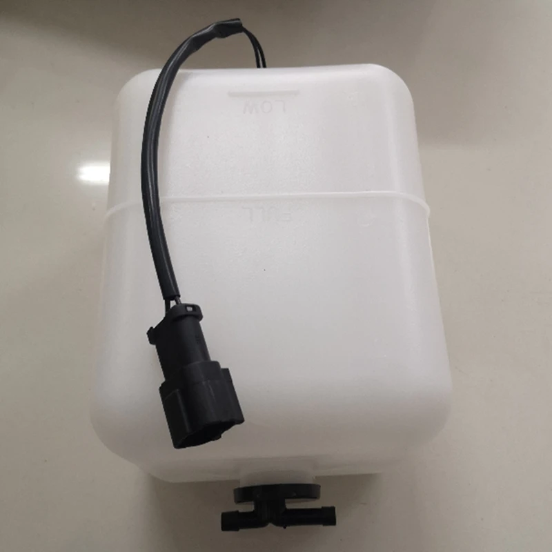 20Y-06-15240 For Komatsu Excavator Loader Tractor PC120 Expansion Tank Auxiliary Cooling Tank 6743-81-9140