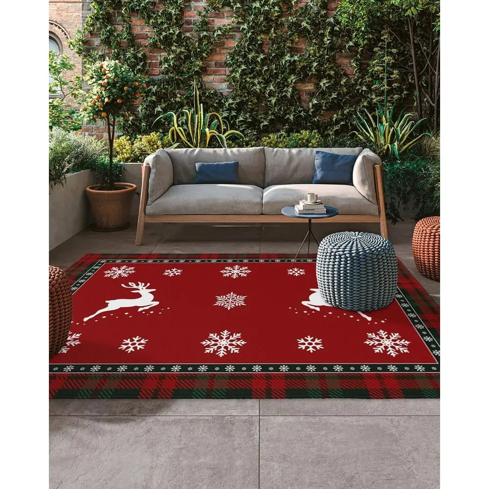 

Коврик для улицы/в помещении с красным снежинком и оленем, 5x8 футов, зимний текстурированный напольный коврик в стиле ретро для патио, террасы, крыльца