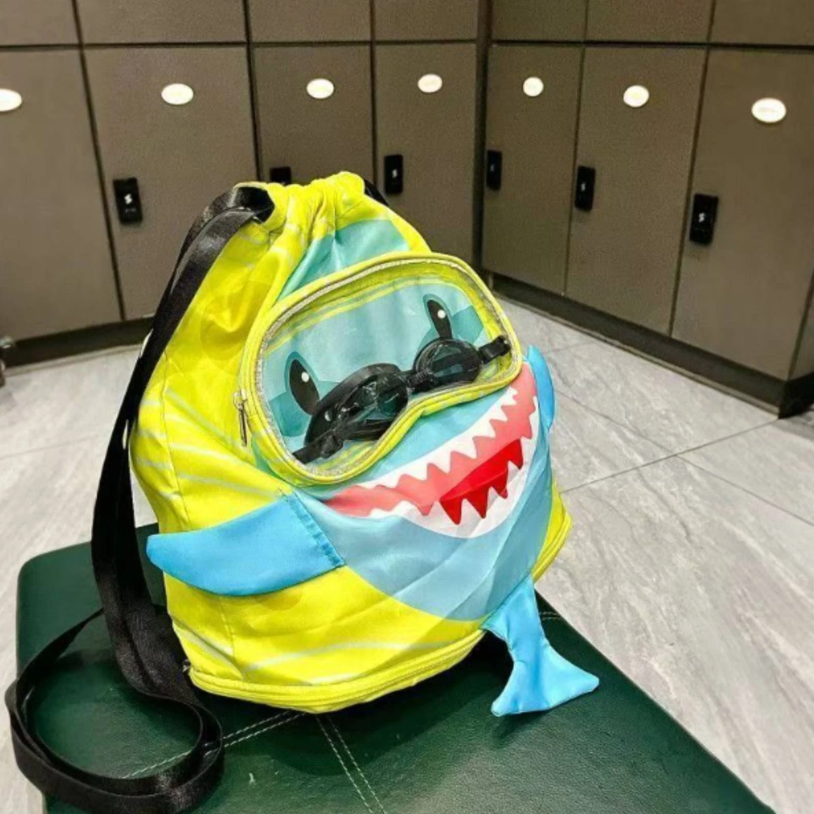 

Shark Swim Backpack Adjustable Straps Shark Shoe Compartment Bag Front Zip Pocket Multiple Pockets for Children, Swimming, Beach