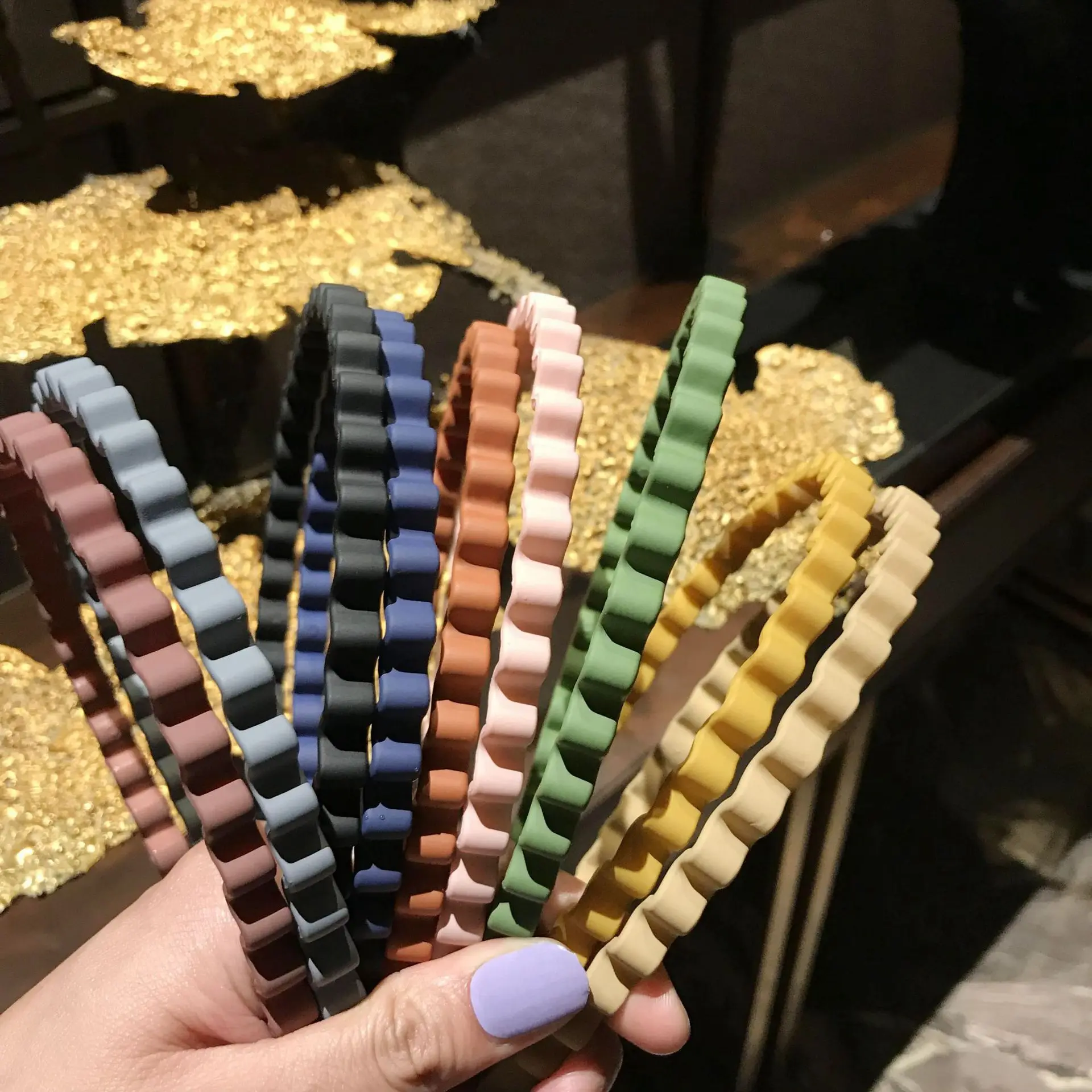 New Fashion All-match Acrylic Wavy Frosted Candy Color Geometric Headband Hairband for Women Girl Hair Accessorie Headwear