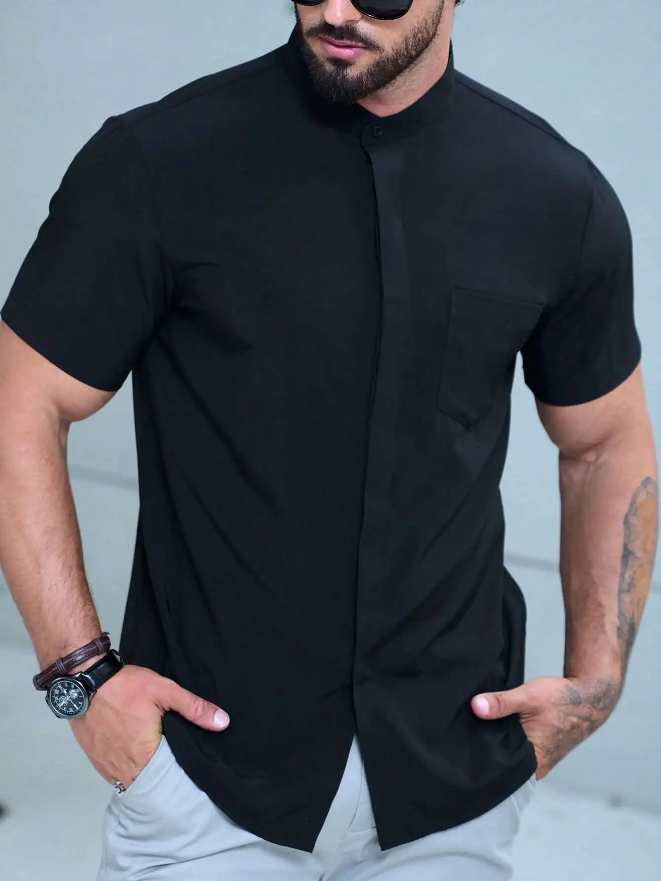 

Мужская однотонная черная рубашка с коротким рукавом и воротником-стойкой, повседневная рабочая одежда