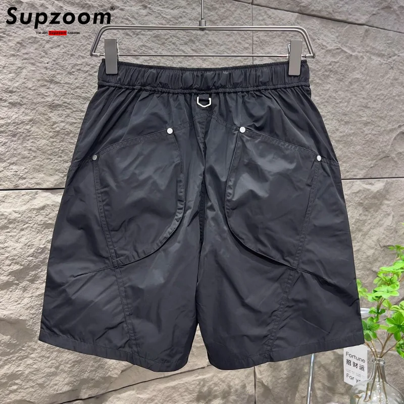 Supzoom New Arrival Top Fashion Summer Loose Casual Belt Design High Street Trendy grid Stitching Pocket Personalized Shorts Men