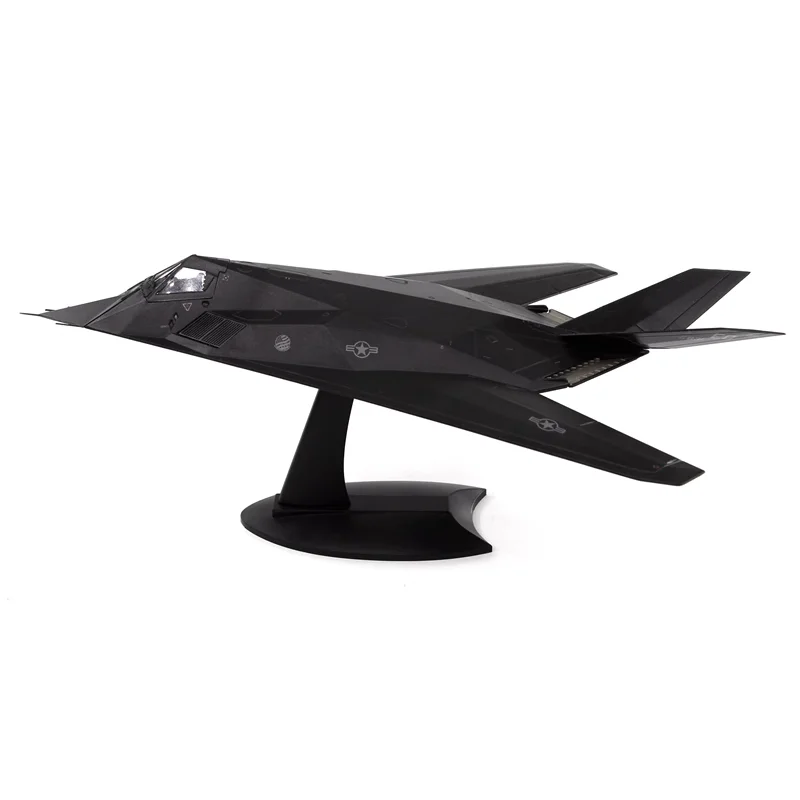 Scale 1:72 US Air Force F-117A Nighthawk Fighter Works F117 Finished Metal Alloy Aircraft Model Collection View