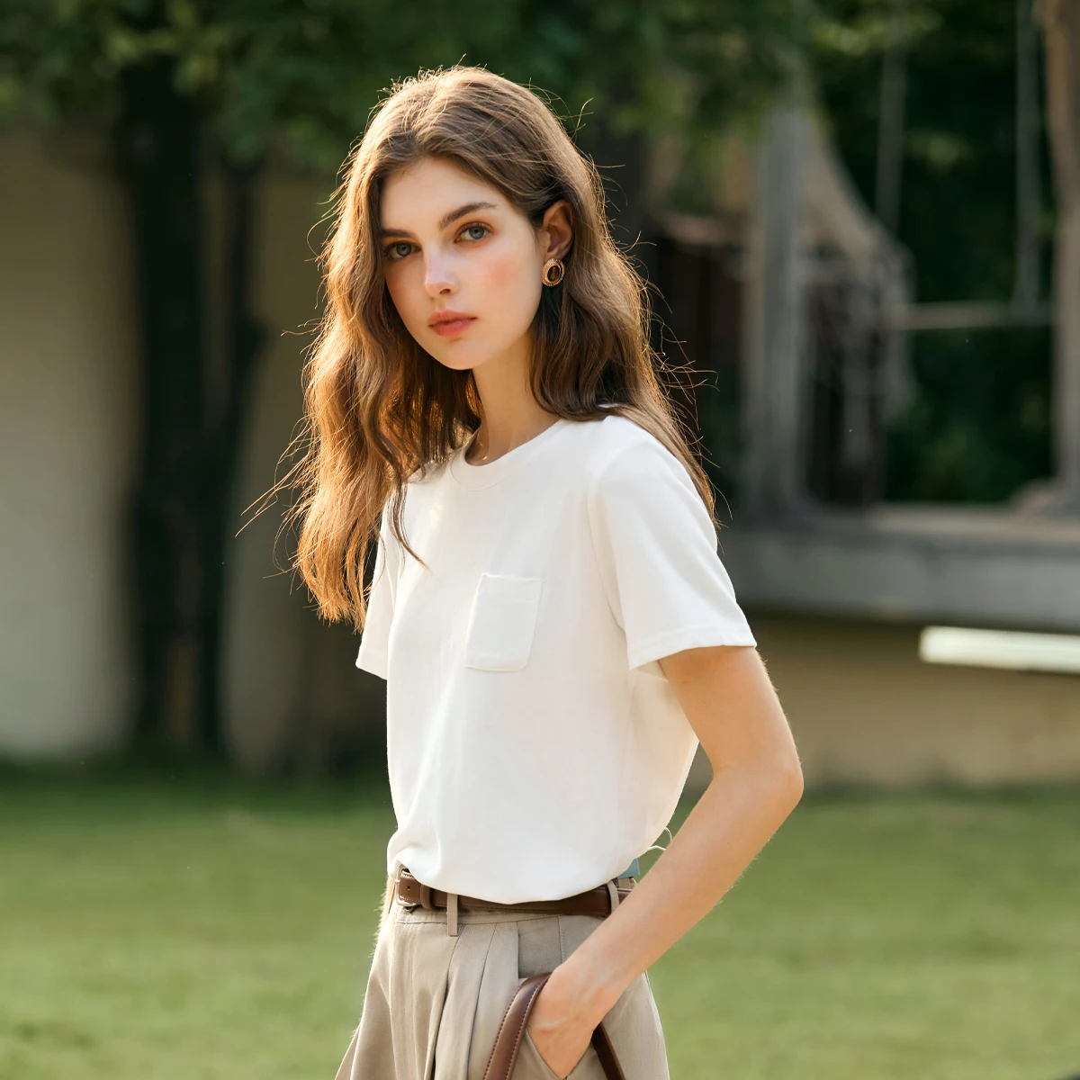 OLrain Classic White T-shirt Women 2025 New Knitted Straight Short Sleeve Commuting Pockets Simple Female Pullover O57XT95501