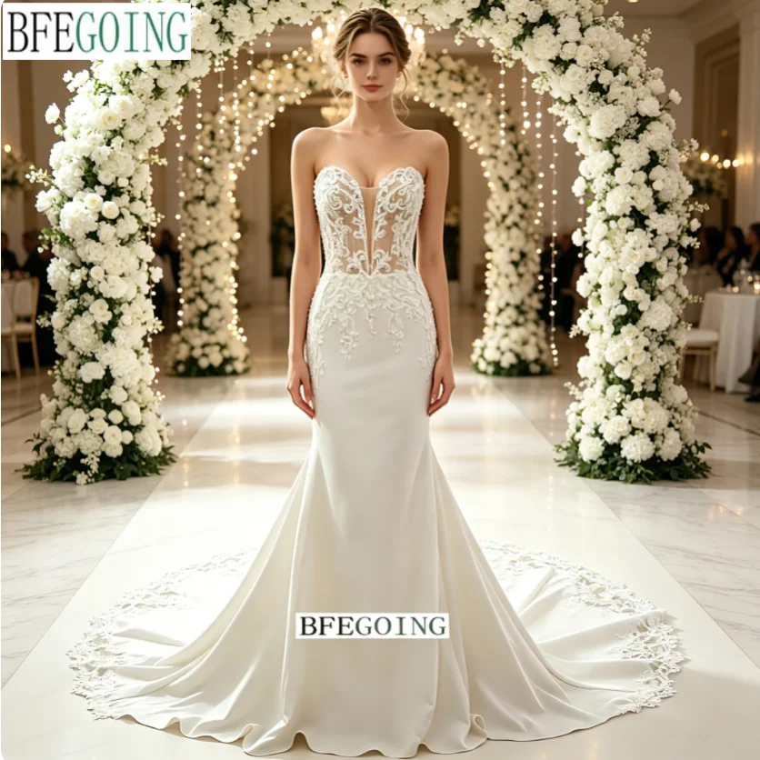 Lace Appliques Beading Sweetheart Mermaid/Trumpet Wedding Dresses Chapel Train Customized Floor-Length