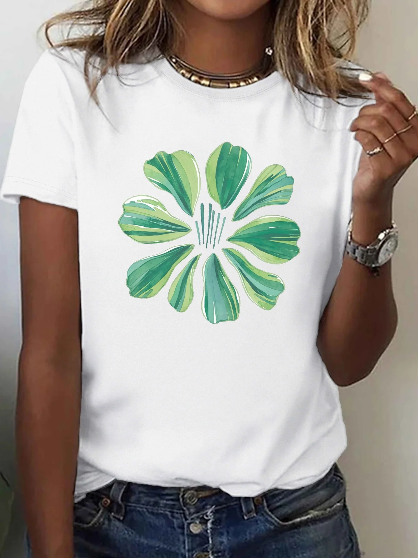 

Comfort Sleeve Round Neck Casual Casual Attire Women's T-Shirt with Stylish Geometric Flower Design Aesthetic Clothes
