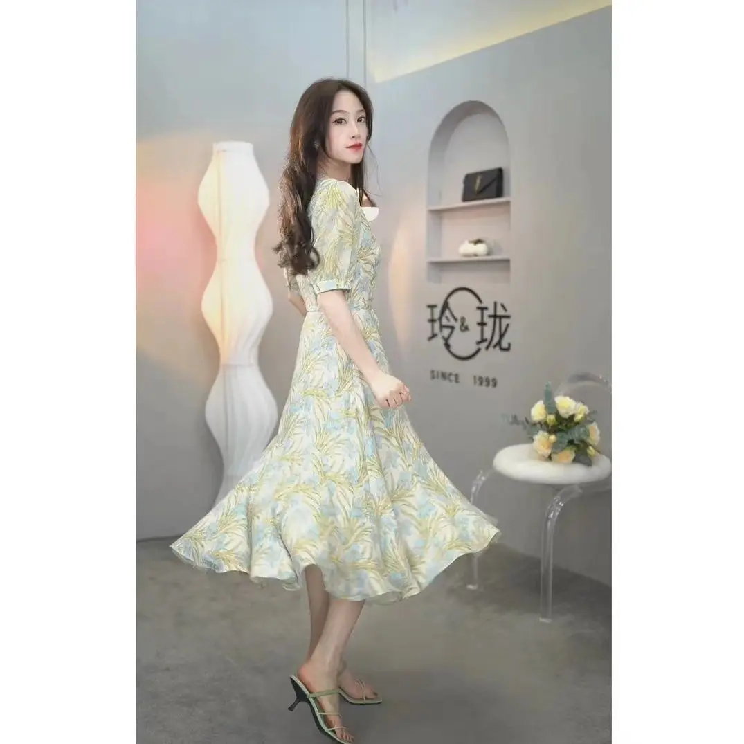 Abito a maniche corte in seta sussurro di fascia alta Estate delle donne di mezza età Nuova camicia casual Gonna che copre la pancia Gonna casual