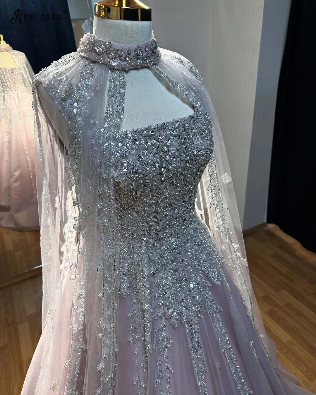 Pink Embroidery Muslim Dresses Elegant Women's A Line Prom Dresses With  Tulle Long Cape Sleeve Dubai Engagement Customized 2025 - AliExpress 320