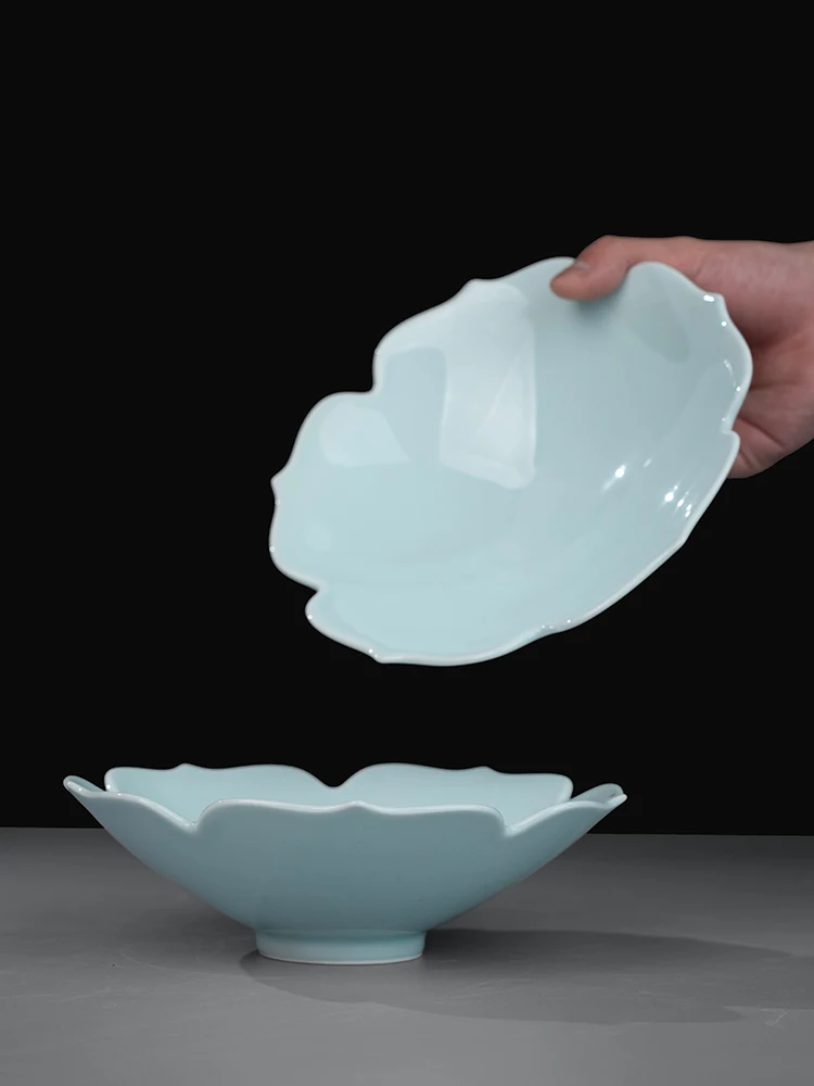 

Китайская высококачественная белая фарфоровая тарелка неправильной формы для дома и отеля, глубокая, с цветочным узором, универсального назначения