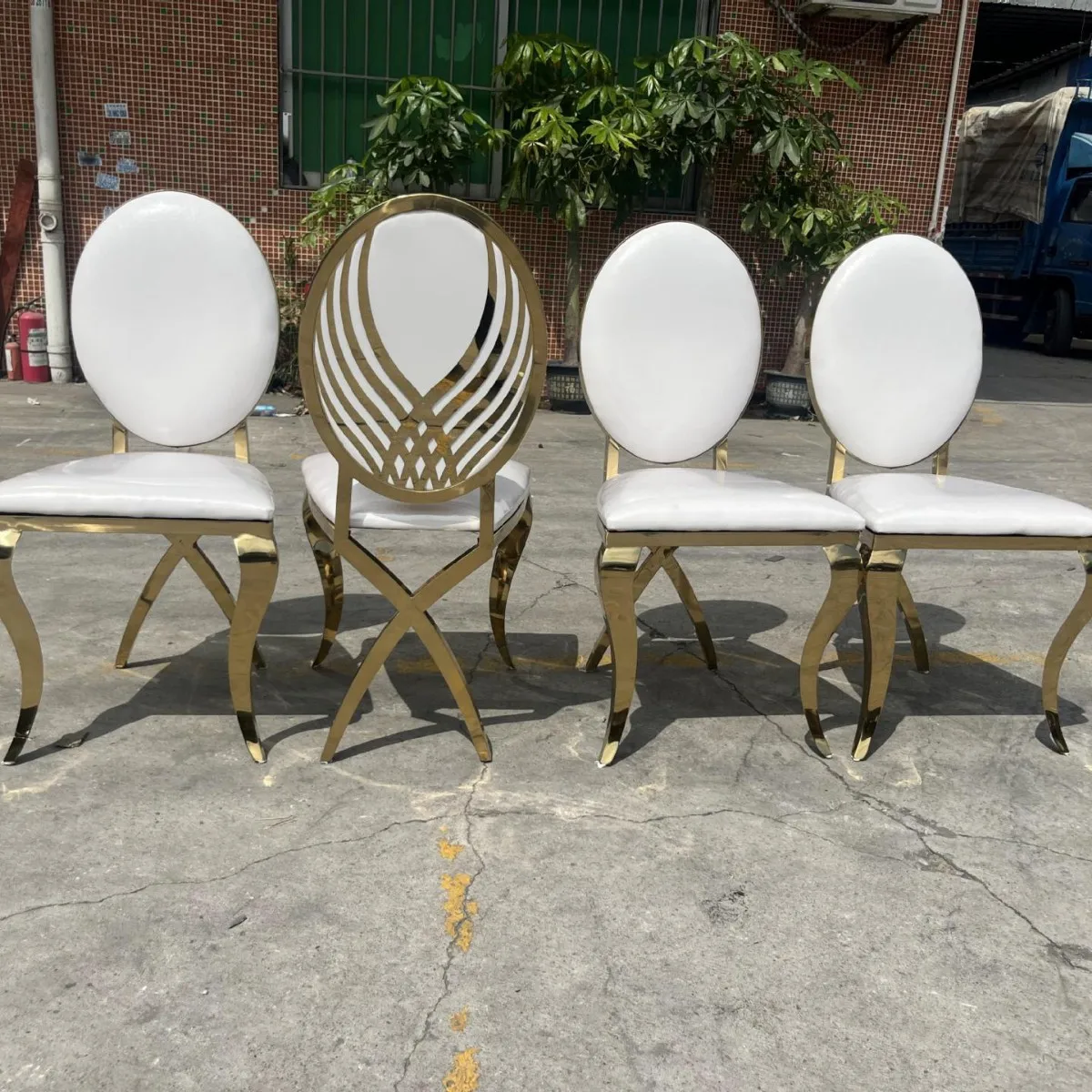 Stainless Steel Chair Gold Electroplated Hotel Chair Banquet Chair Foldable Round Back Club Wedding Soft Bag