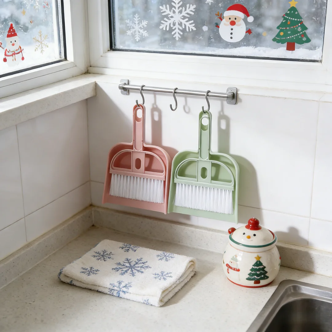 Thumbnail 2 - #6 Compare Dustpans Before You Buy