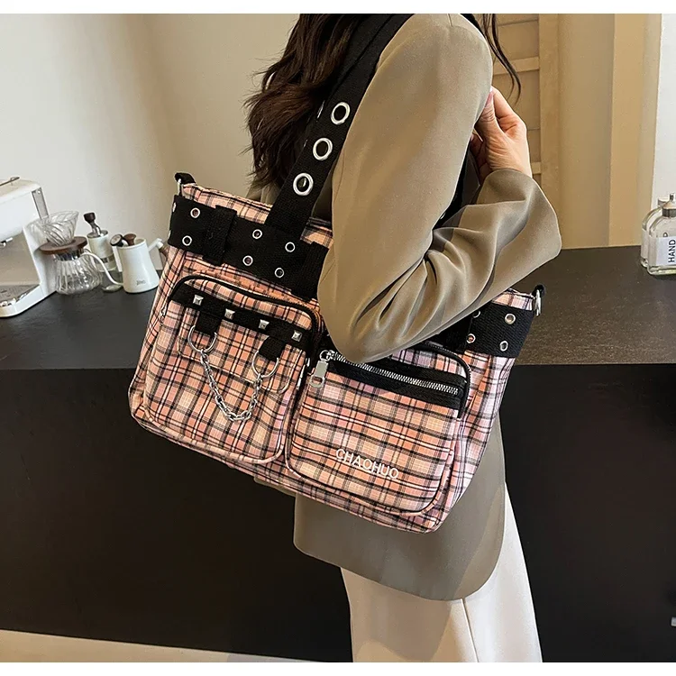 PU CHAINS Zipper Shoulder Bag Buckle Decorative Casual Women's Bags on Sale 2026 New Plaid Locomotive Style Women's Handbags