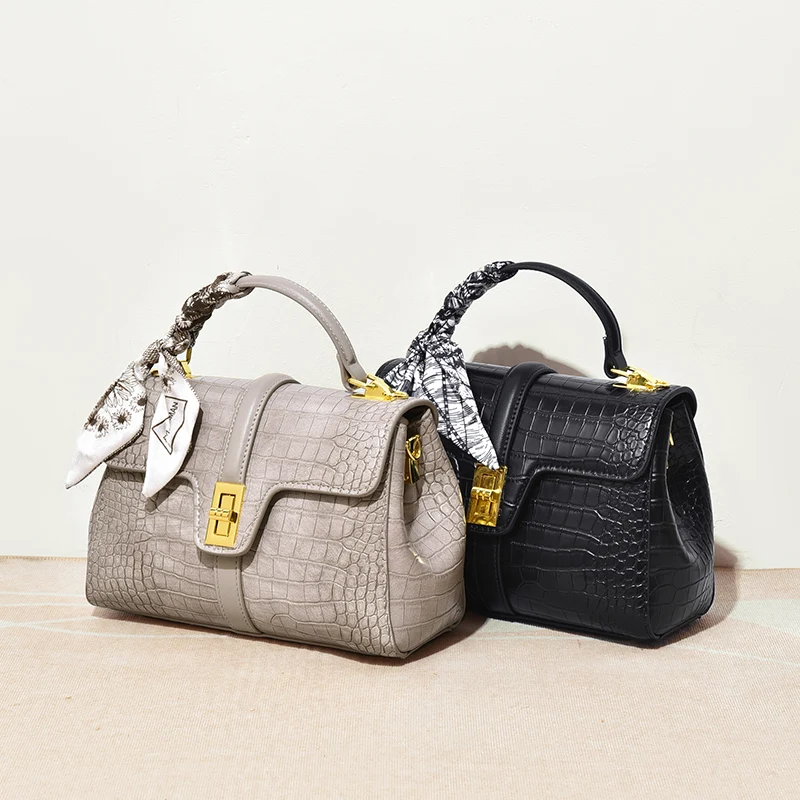 

Minimalist Unique Vintage Crossbody Bag Stylish Messenger for Women with Trendy Design Solid Color