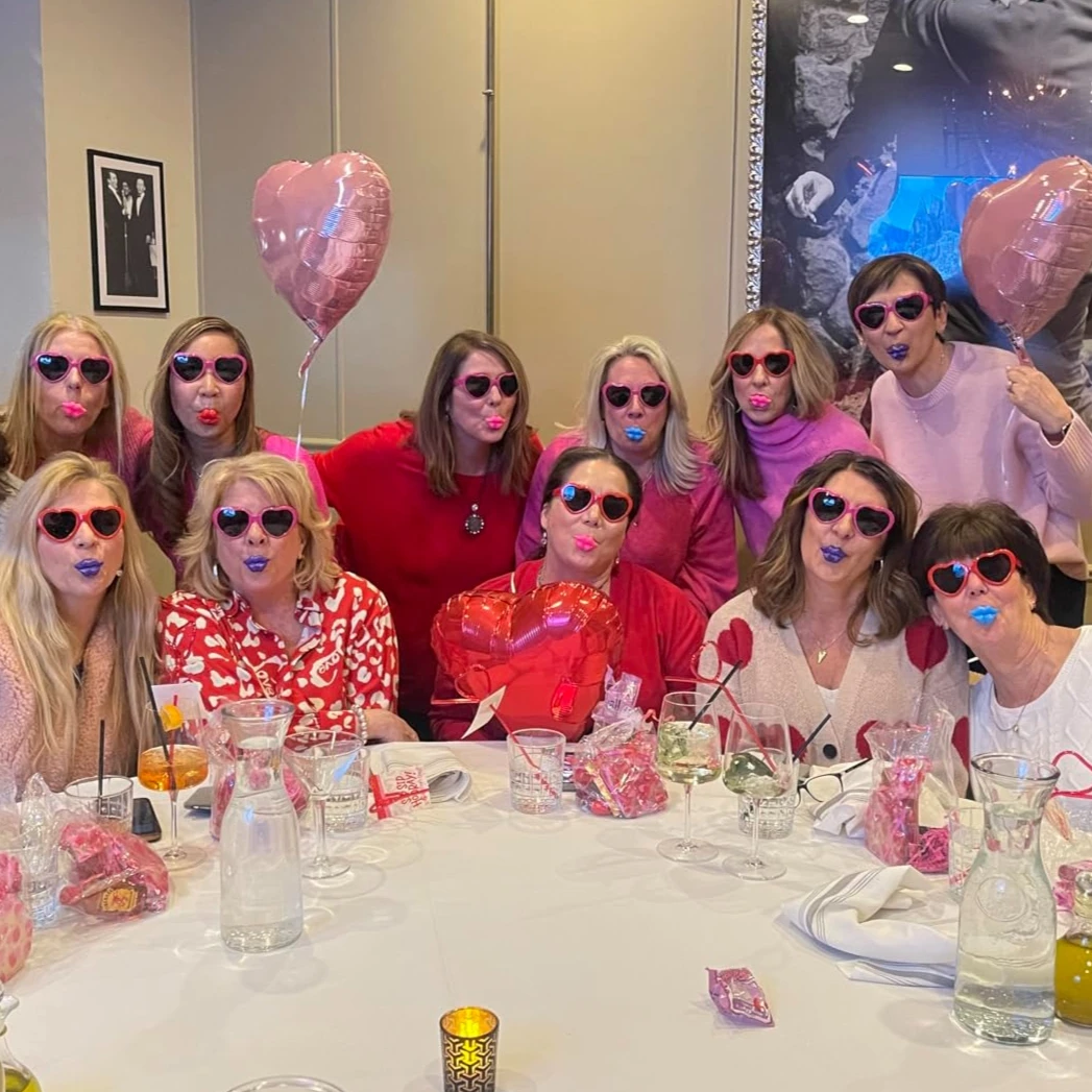 20 Pack Red Heart Sunglasses Bulk for Women Heart Sunglasses for Bachelorette Party Favor Halloween and Christmas Props