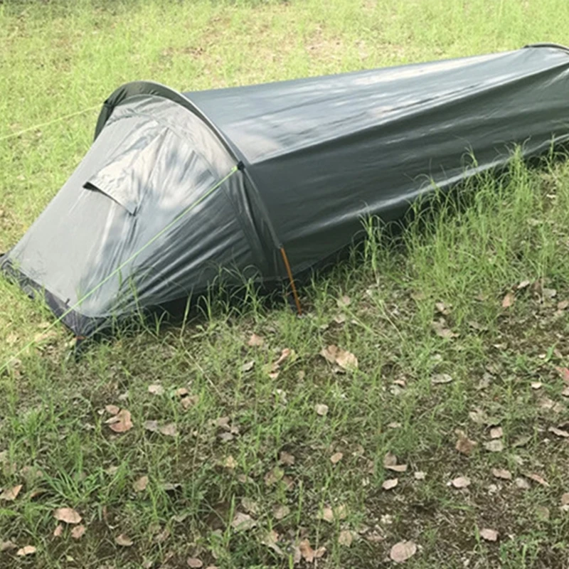 Einzel-Bivy-Zelt für eine Person. Leichtgewichtiges Einzel-Rucksackzelt