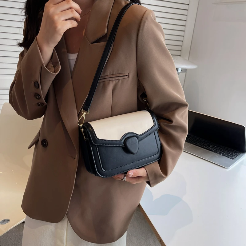 Classical Vintage Brown Small Square Bag 2023 New Women\'s Autumn/Winter Contrast Crossbody Bag Elegant Versatile Shoulder Bag