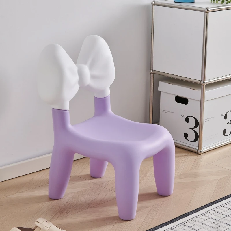 كرسي على شكل فيونكة للمشاهير على الإنترنت، مقعد صغير، ديكور منزلي إبداعي، باب بسيط، مقعد بلاستيكي لتغيير الأحذية #1