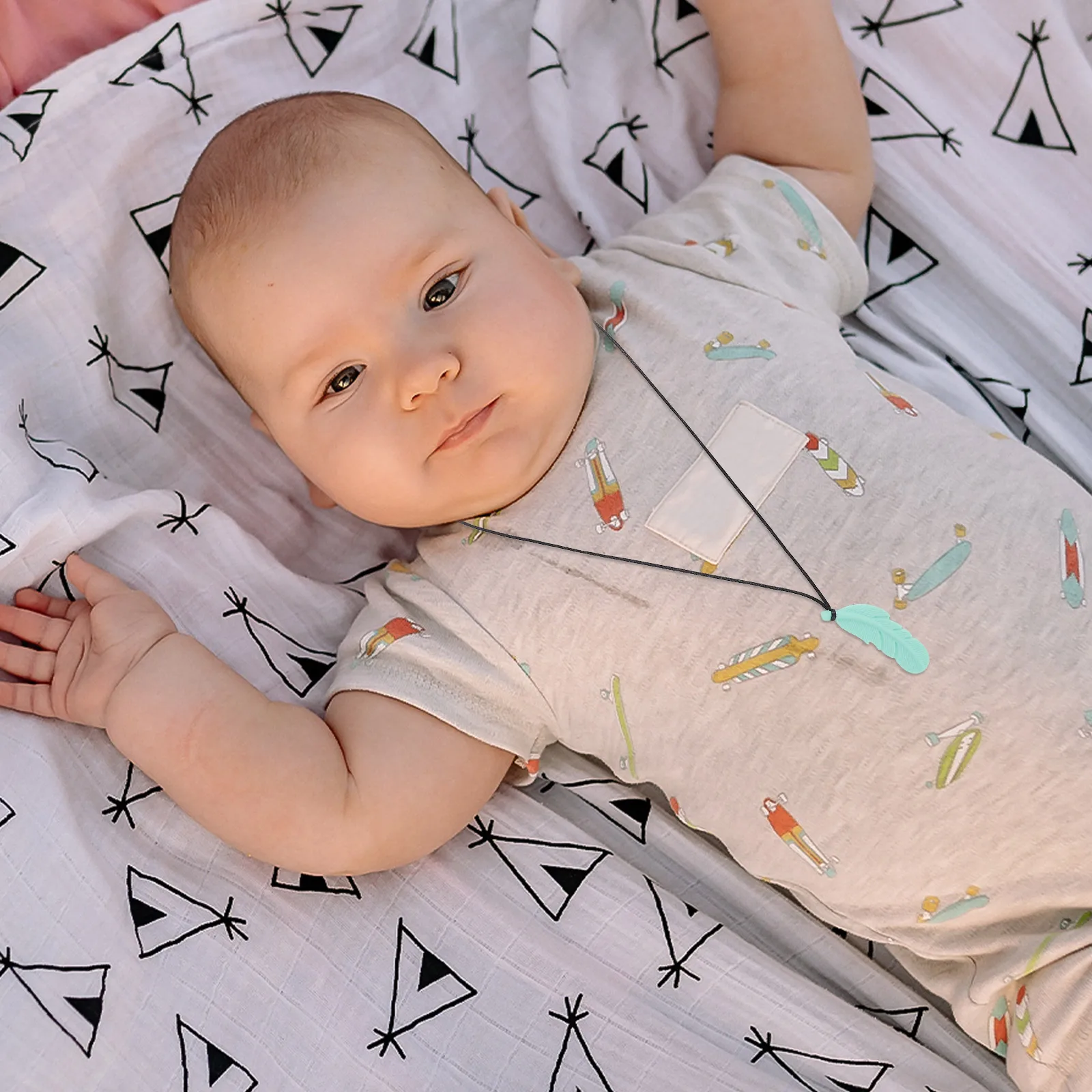 

4pcs Baby Teething Necklace Silicone Chew Toys Molar Sticks Biting Kids Infant Teether Sensory Jewelry Lightweight Easy Clean