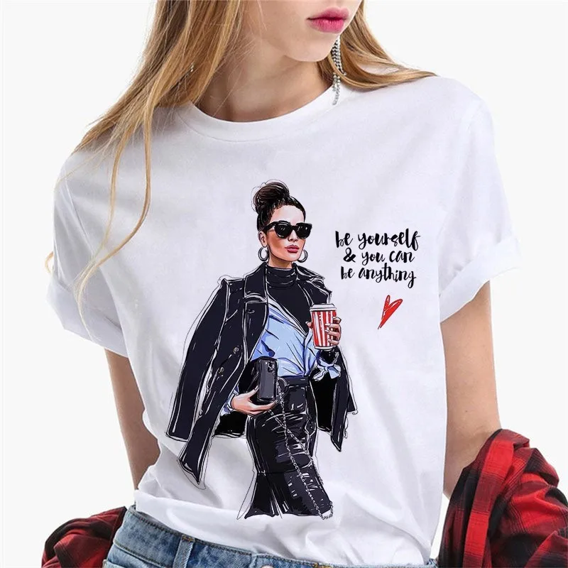 Damskie koszulki graficzne Harajuku Odzież damska Paris Girl Europe and America Fashion Loose Ins White Short-sleeved T-shirt