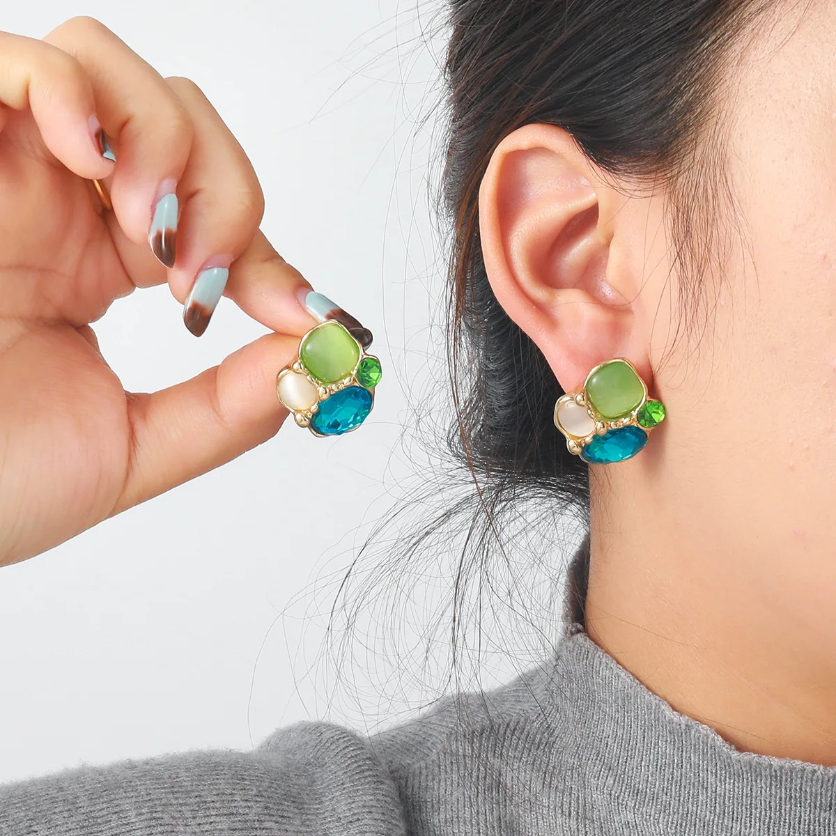 Autumn Collection Small-Brand High-End Vintage Earrings Fashion Gemstone Ear Rings Retro Light Luxury Style Silver Posts Parts