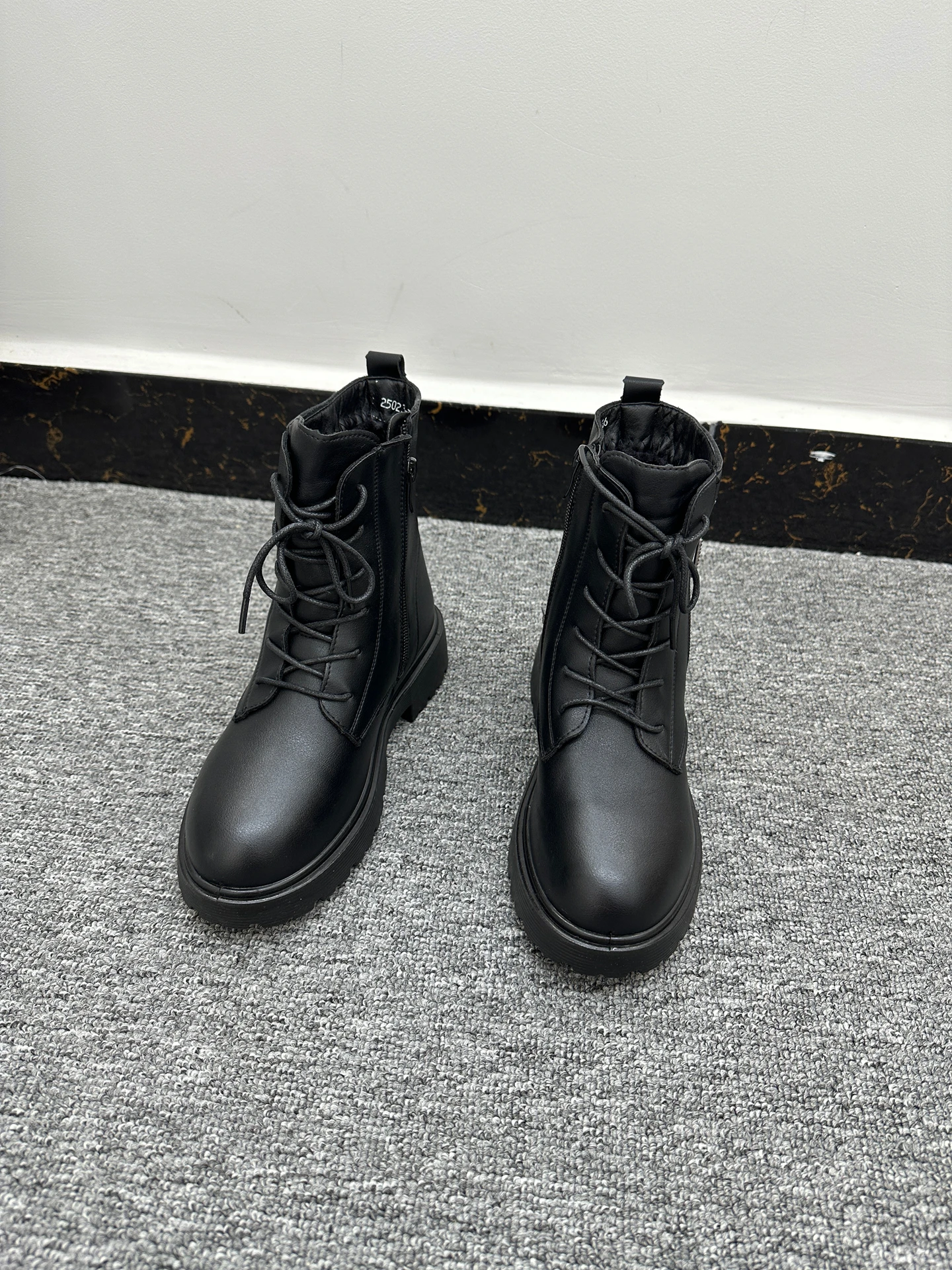 

Quali Crted Women's Motorcycle Boots Thi Bot Anti-Slip round Toe Side Zipper Fce Lined ort Boots