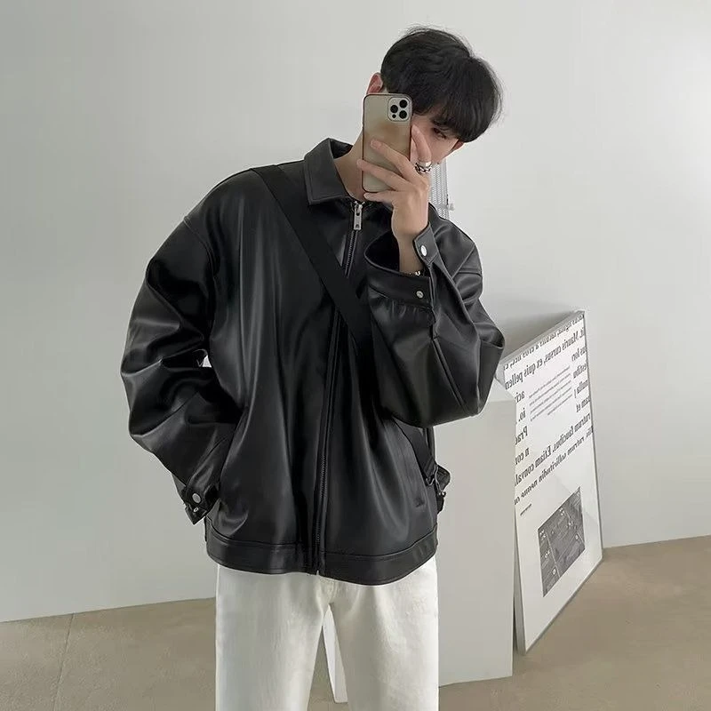 

Heavyweight Men's PU Leather Biker Jacket Autumn Winter Retro Oversized Edgy Coat with Faux Fur Lining