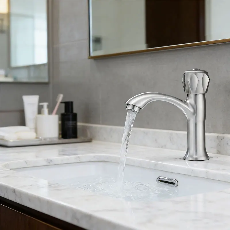 

1pcs Bathroom Sink Single Cold Water Faucet Basin Bathroom Washbasin Single-hole Kitchen Faucet for Washing Hands and Vegetables